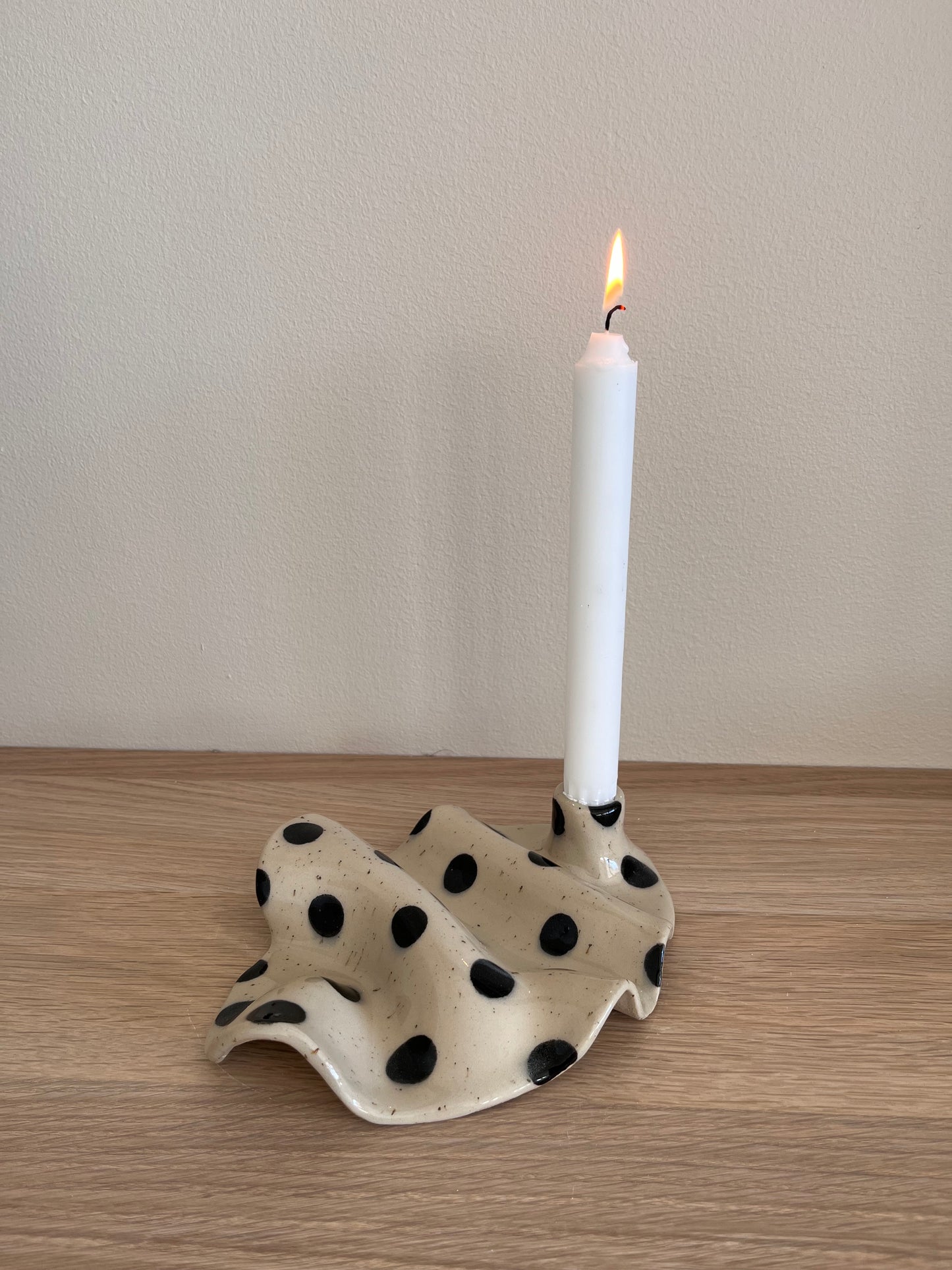 Ljusstake Prickig