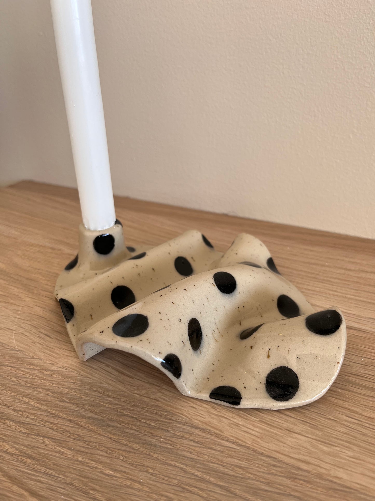 Ljusstake Prickig