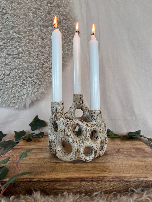 Ljusstake Brunspräcklig